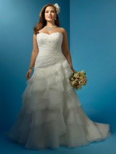 Свадебное платье для полных невест