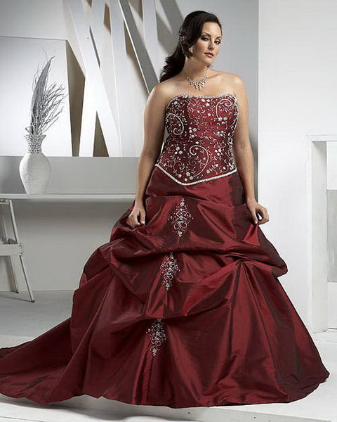 Красное свадебное платье для полных женщин